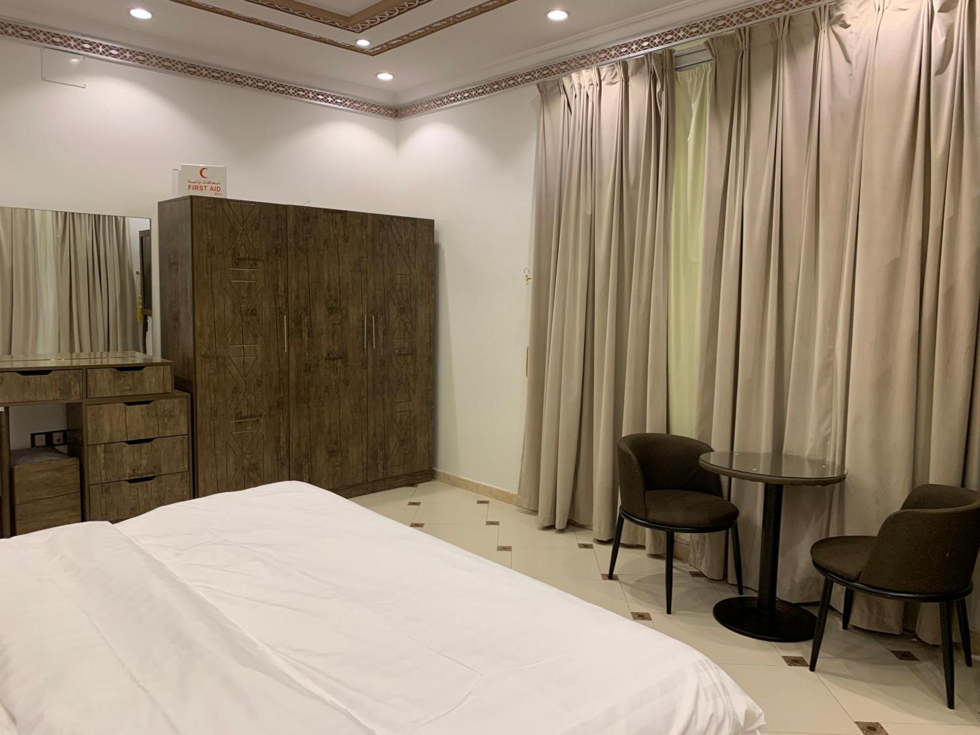 Friday Suites Al-'Ula Exterior foto
