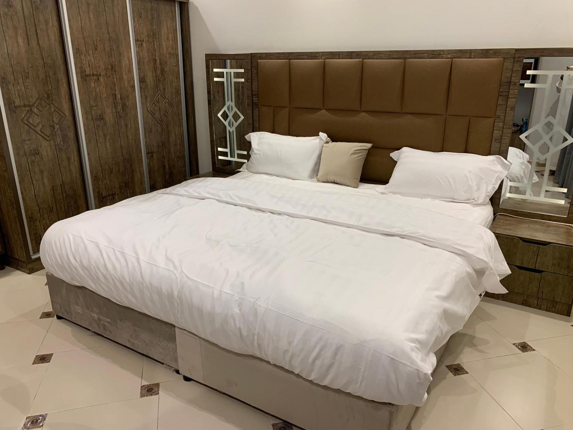 Friday Suites Al-'Ula Exterior foto