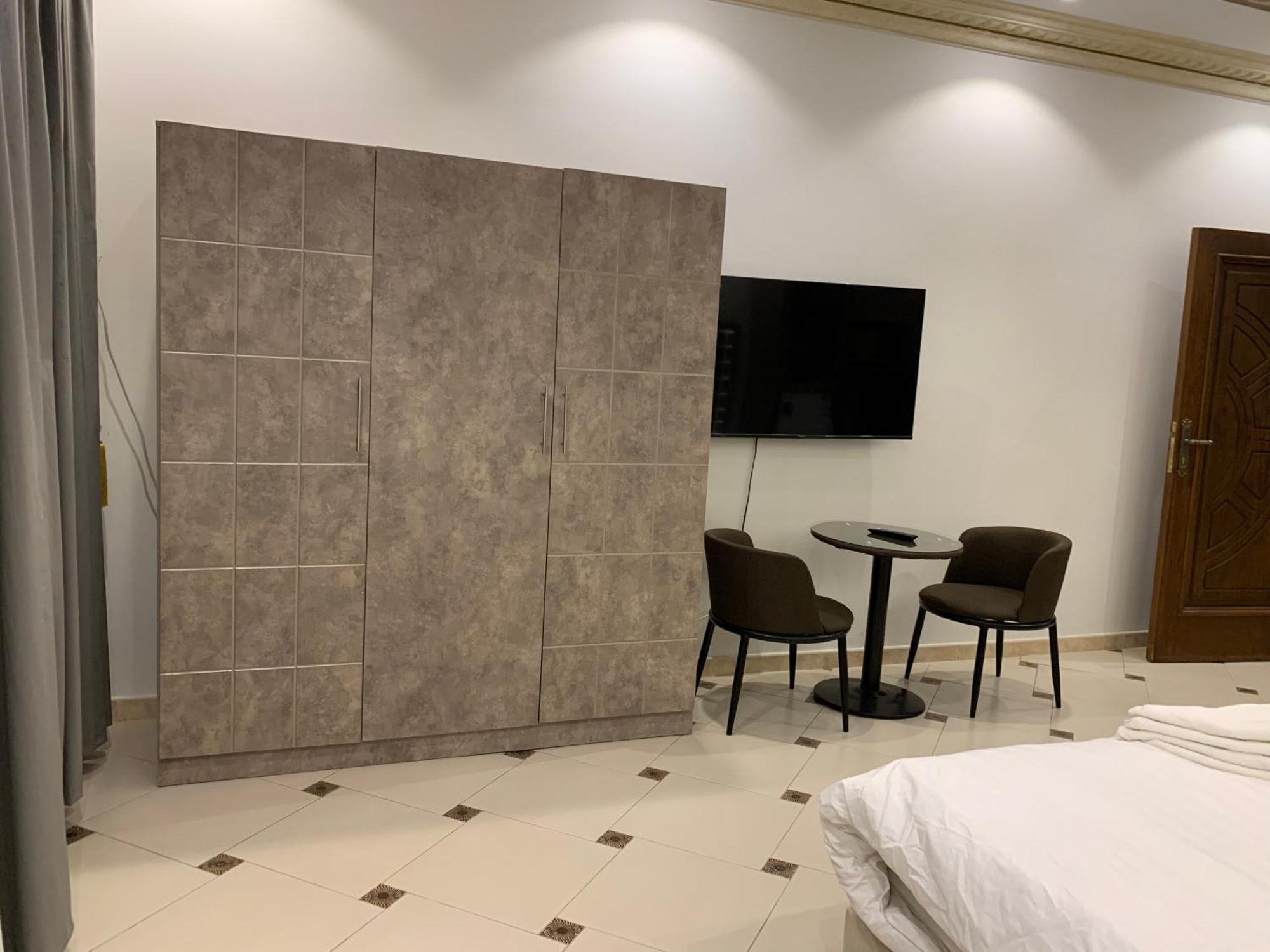 Friday Suites Al-'Ula Exterior foto