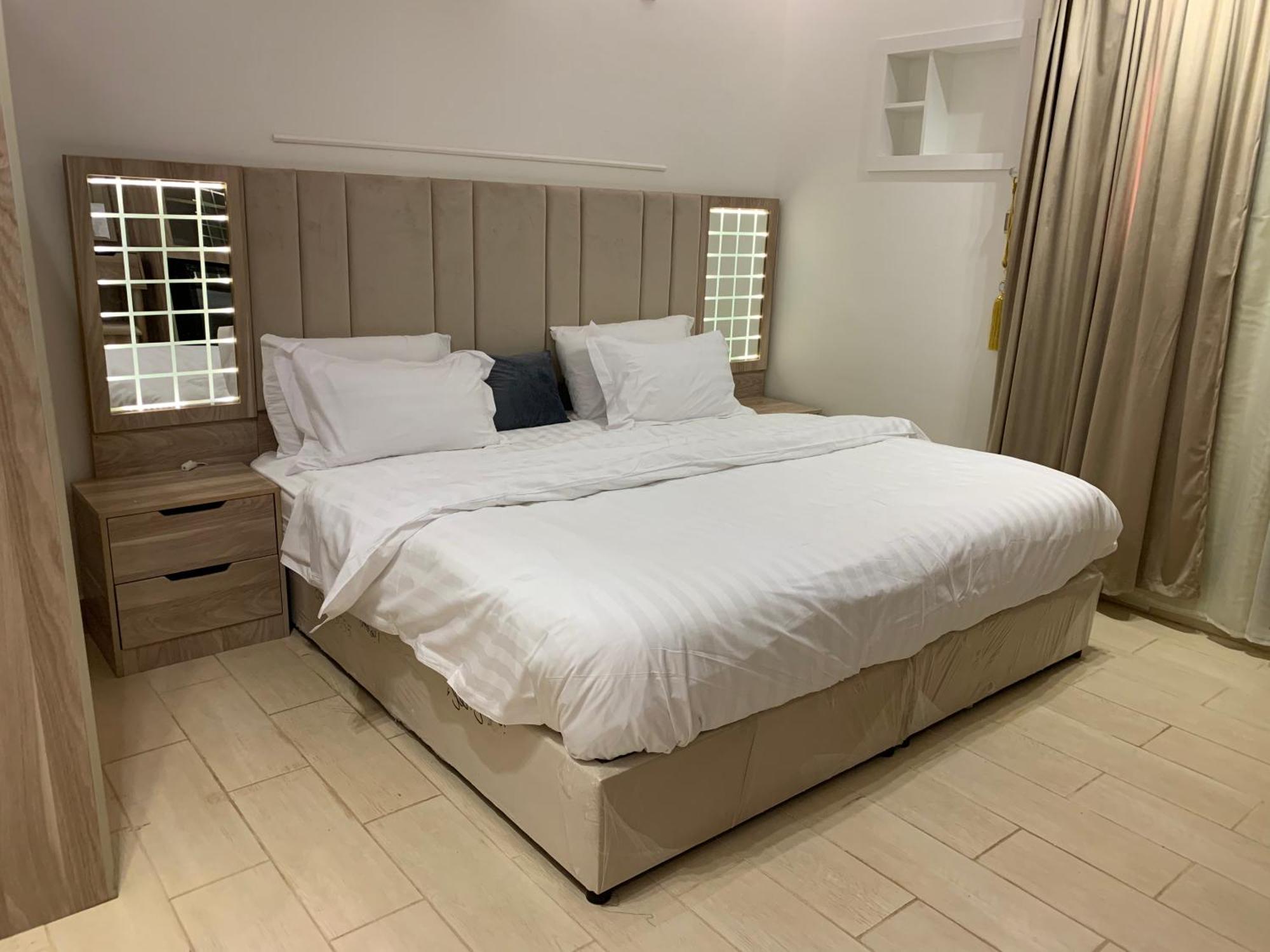 Friday Suites Al-'Ula Exterior foto