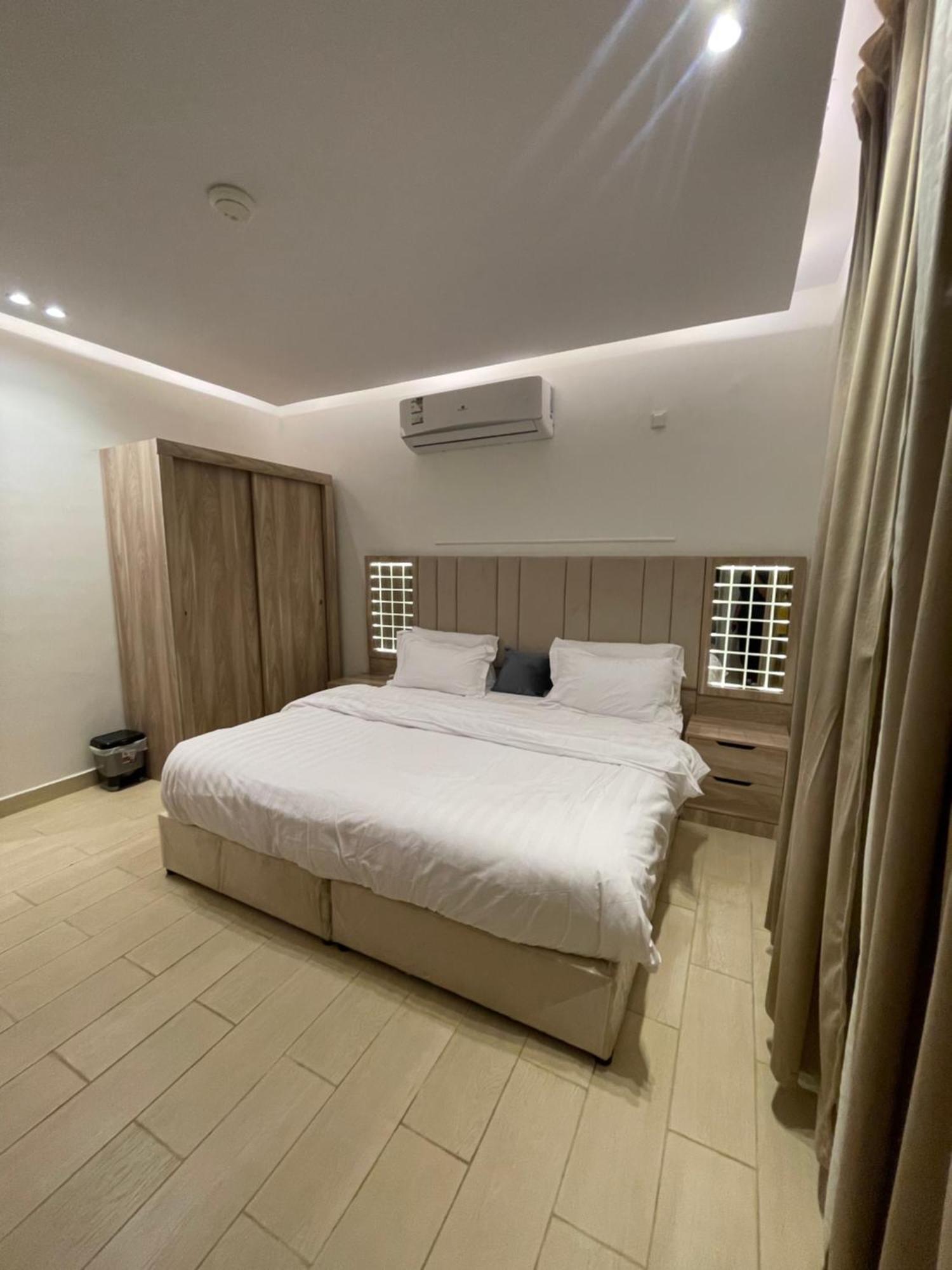 Friday Suites Al-'Ula Exterior foto