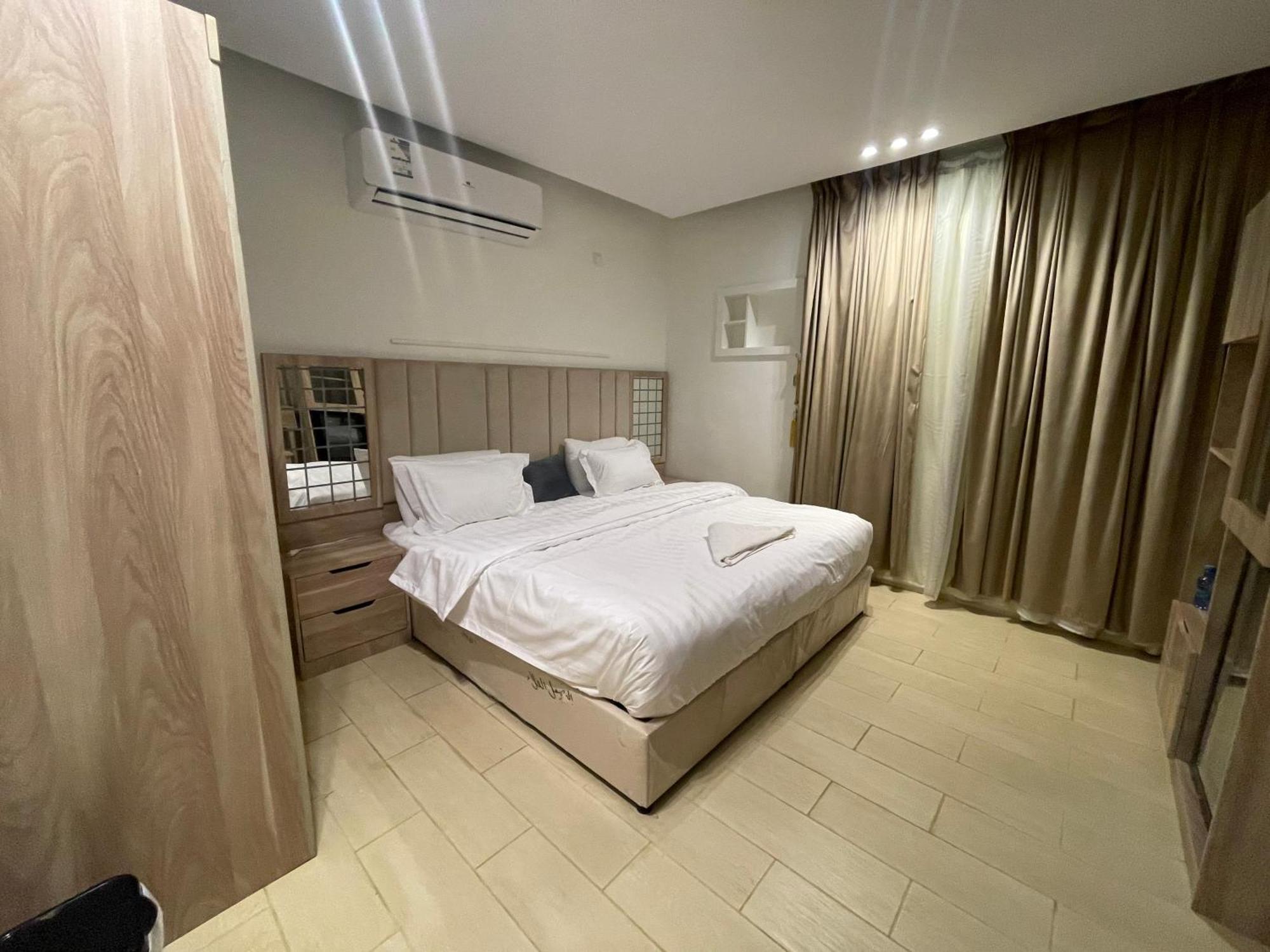 Friday Suites Al-'Ula Exterior foto